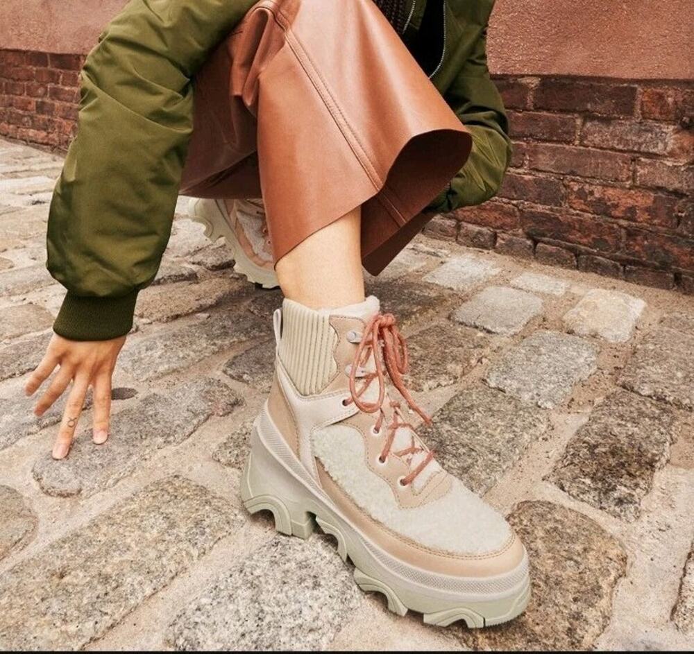 Sorel Brex Cozy Lace-Up Waterproof Boots |Nova Sand/ Sea Salt| Size 9- Outdoors